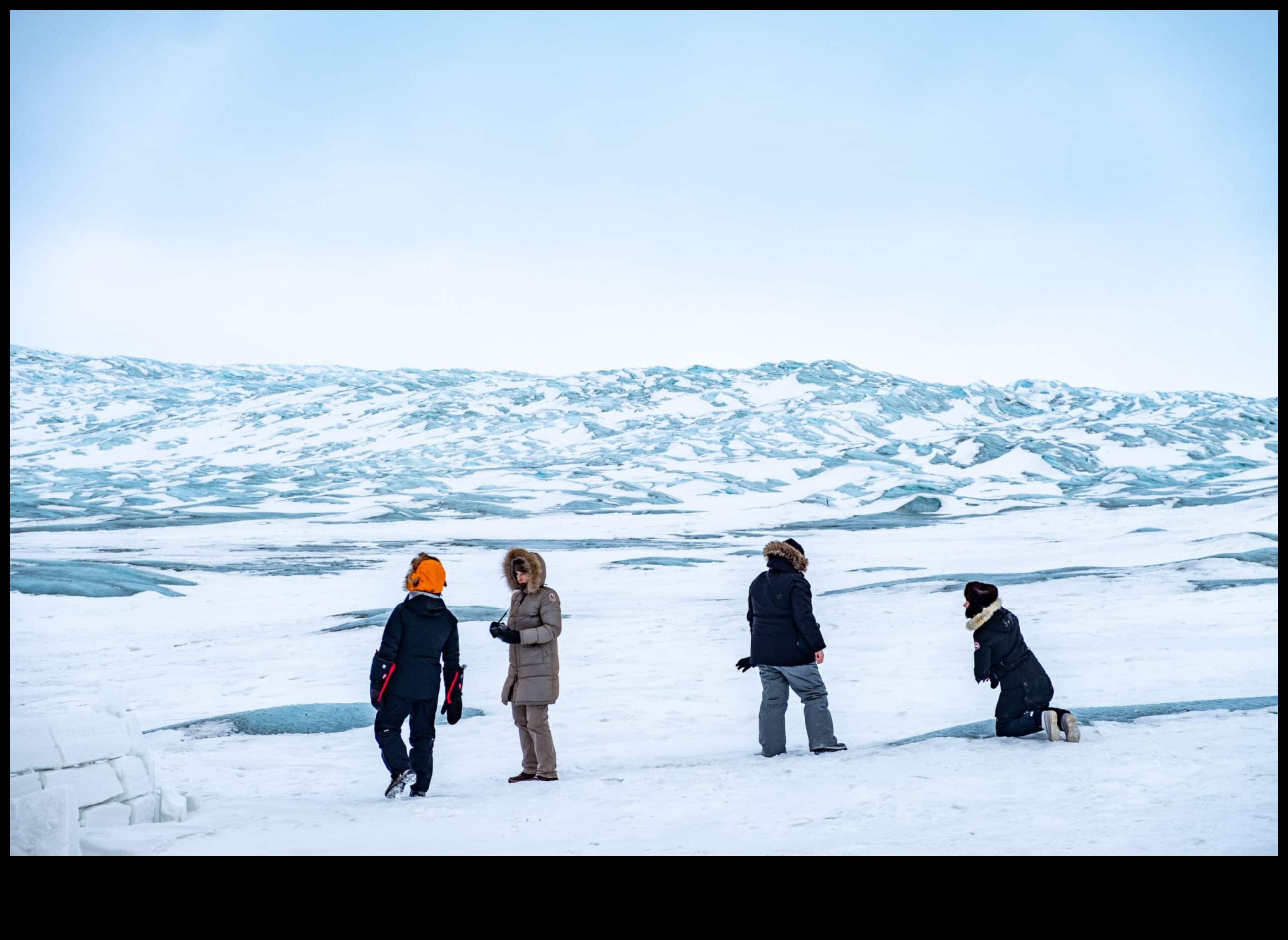 Arctic Adventure: Kaşifler İçin Şık Kış Kıyafetleri